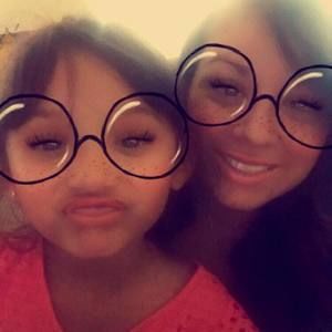 Meet your Posher, Stefanie